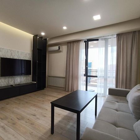 Rent Inn Yerevan On Koghbaci Street Exteriör bild