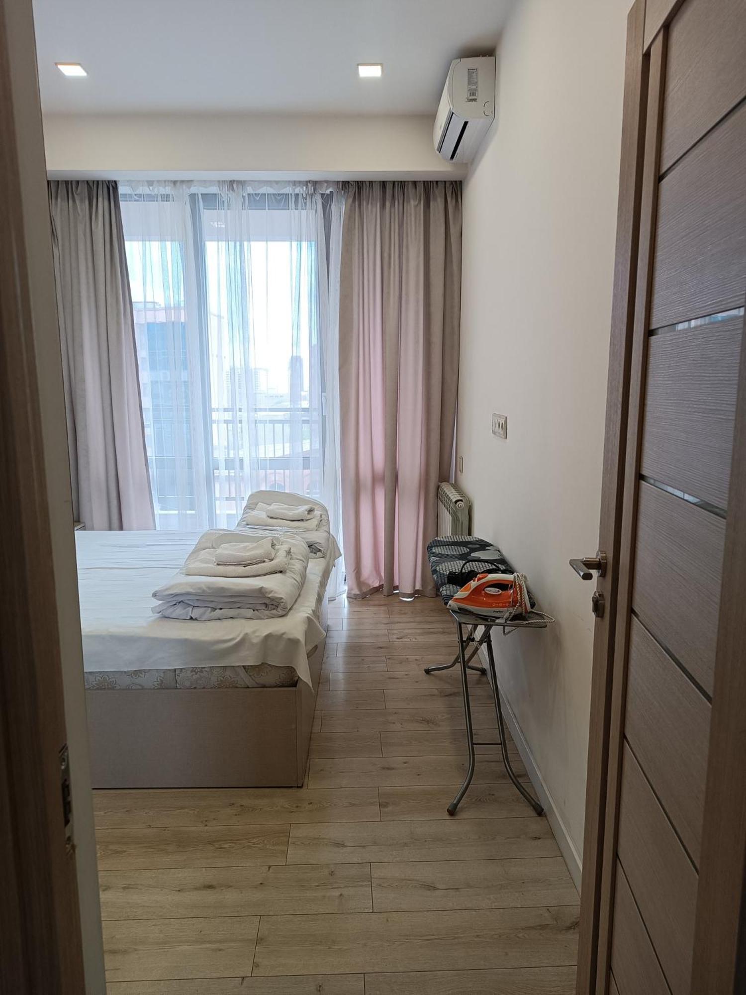 Rent Inn Yerevan On Koghbaci Street Exteriör bild