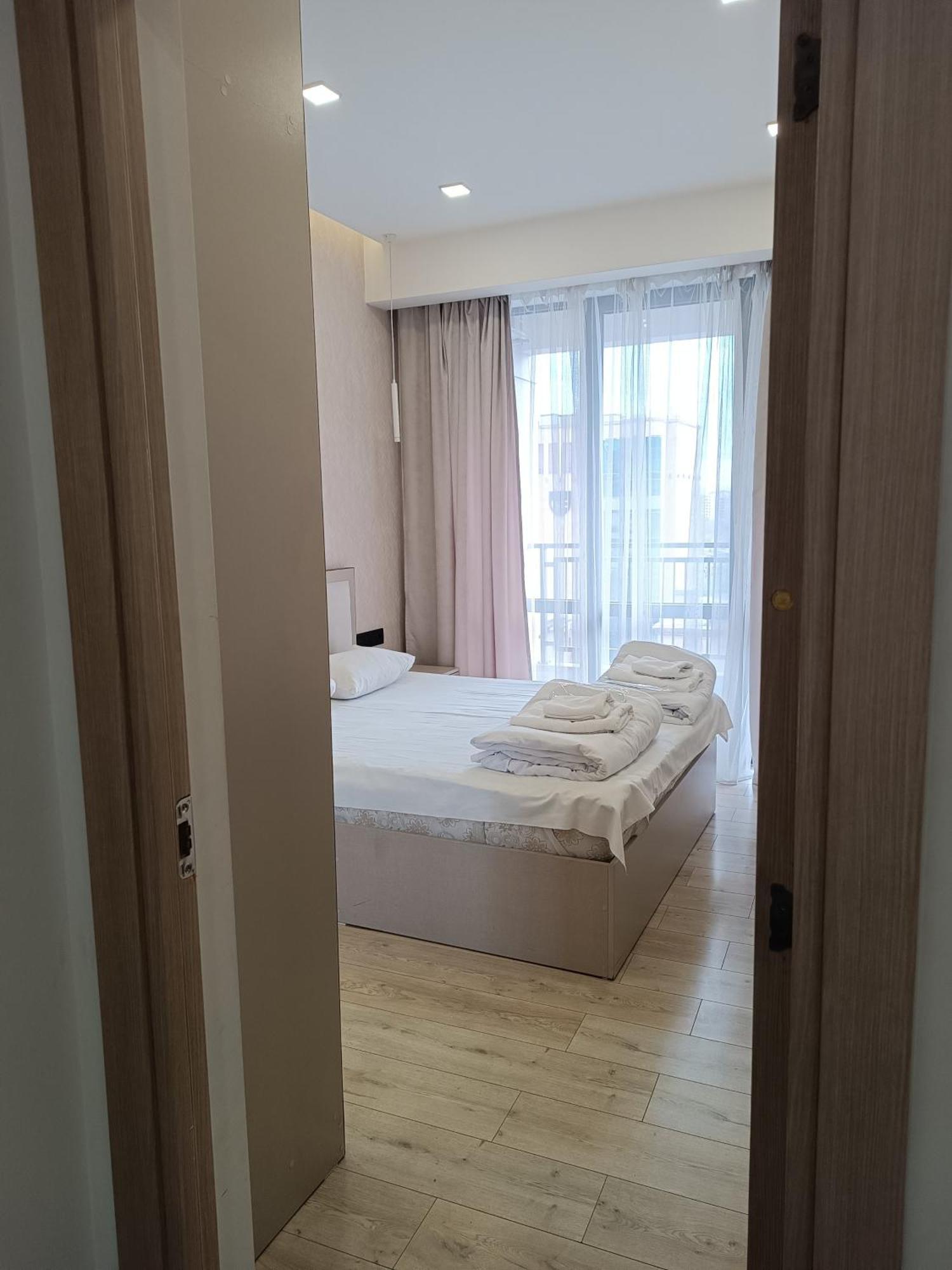 Rent Inn Yerevan On Koghbaci Street Exteriör bild
