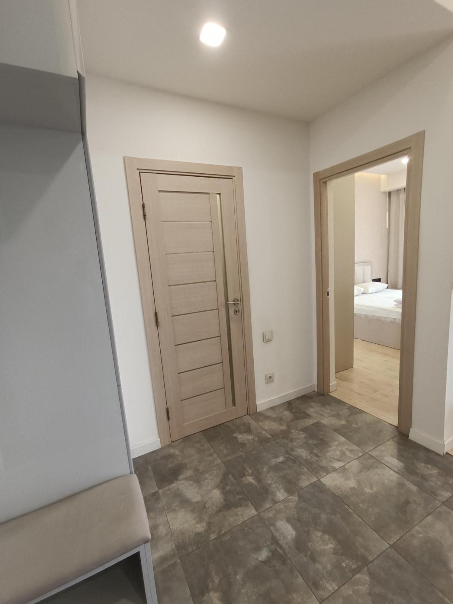 Rent Inn Yerevan On Koghbaci Street Exteriör bild